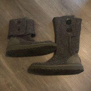 UGG Women's Classic Cardy Winter Gray Boot